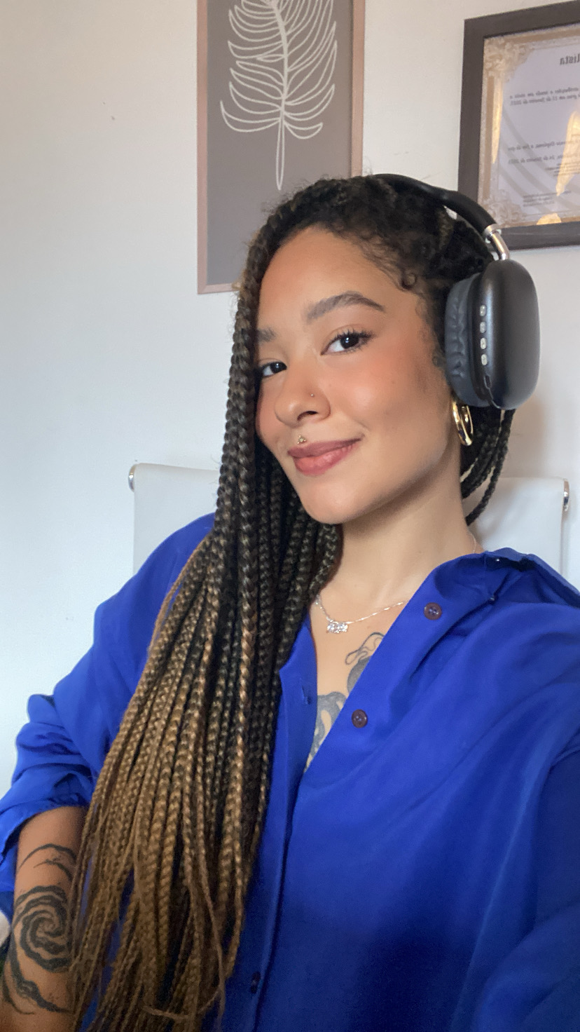 Beatriz Francine Brito